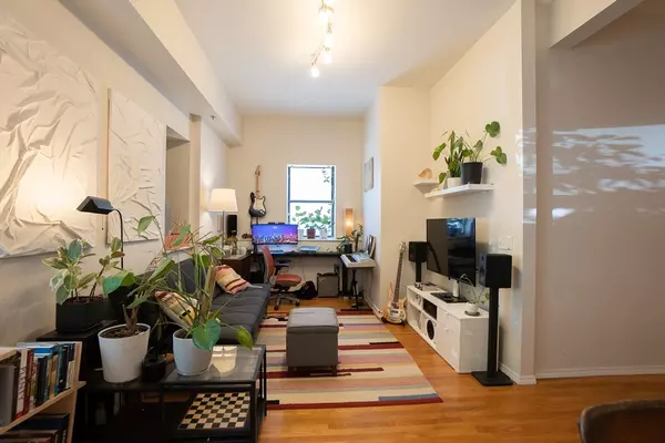 Cambridge, MA 02140,69 Harvey St #2