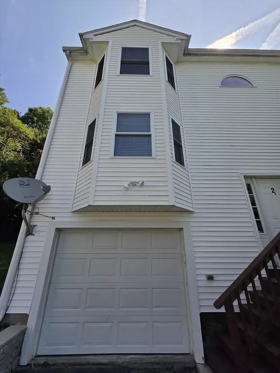Worcester, MA 01602,23 Fenton Dr