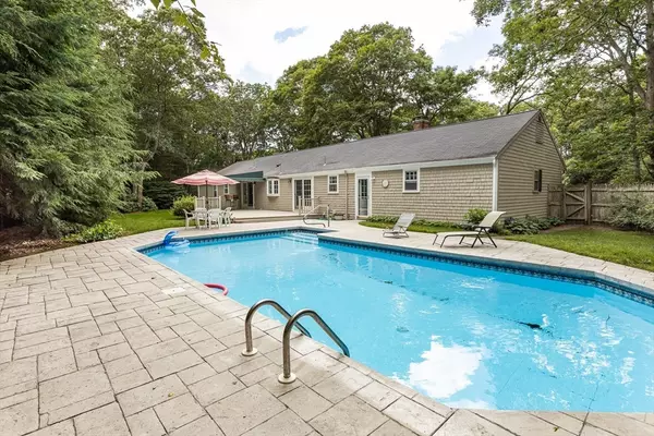25 Naushon, Barnstable, MA 02632