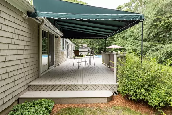 Barnstable, MA 02632,25 Naushon Circle