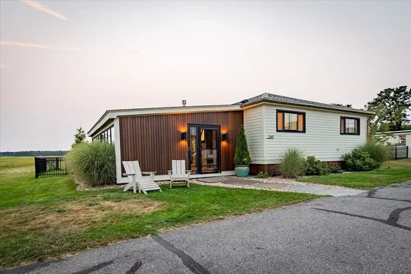 349 North End Blvd, Salisbury, MA 01952