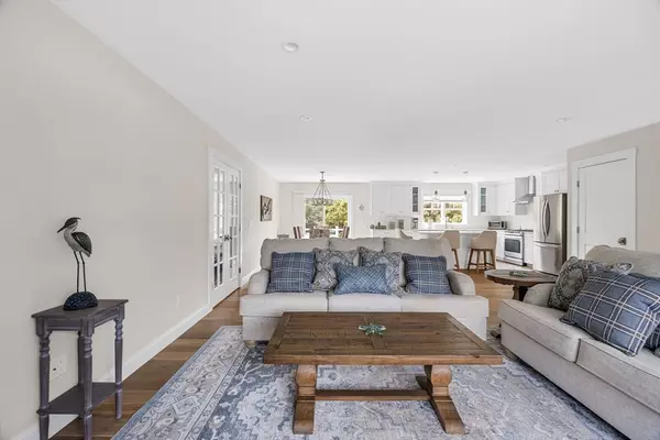 Chatham, MA 02633,1775 Main St