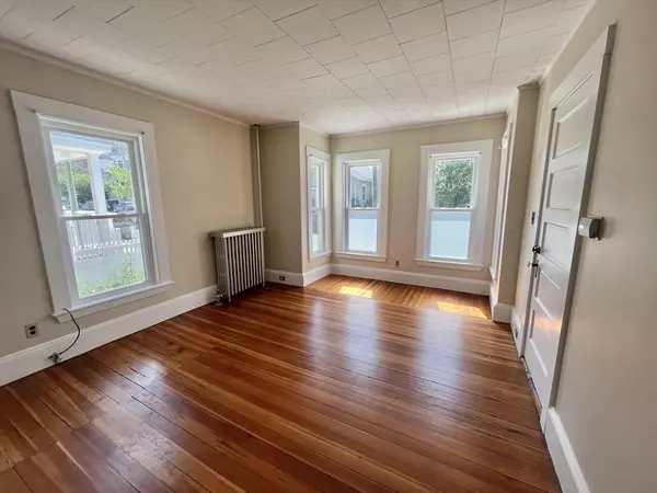 117 Beacon St. #1, Somerville, MA 02143