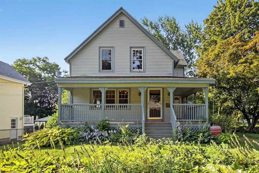 Shrewsbury, MA 01545,12 Raymond Avenue