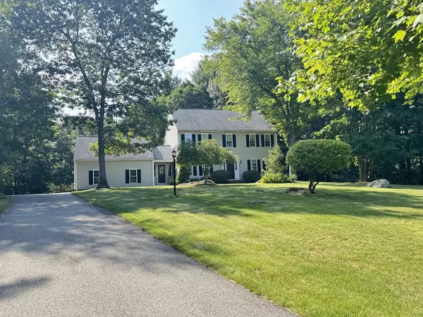 48 Ridge Rd, Raynham, MA 02767