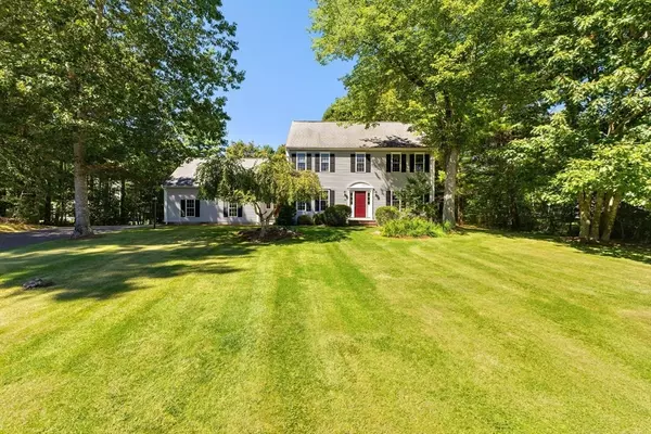 Raynham, MA 02767,48 Ridge Rd