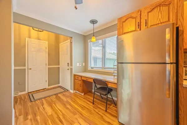 South Hadley, MA 01075,62 Pine Grove Dr #62