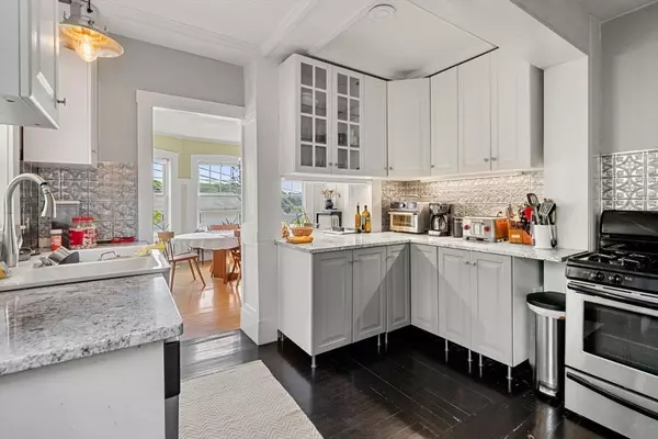 Swampscott, MA 01907,106 Rockland St