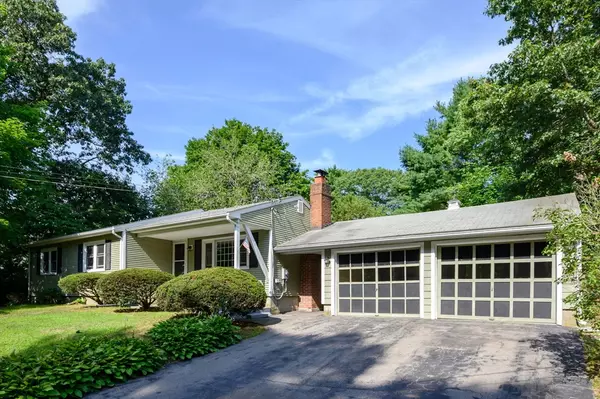 27 Wampatuck Street, Pembroke, MA 02359