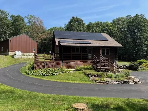 Deerfield, MA 01342,40 Hawks Rd