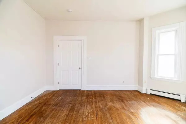 Cambridge, MA 02138,4A Sherman St #1