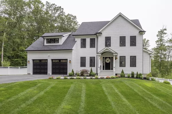 2 Ledgestone Rd, Douglas, MA 01516