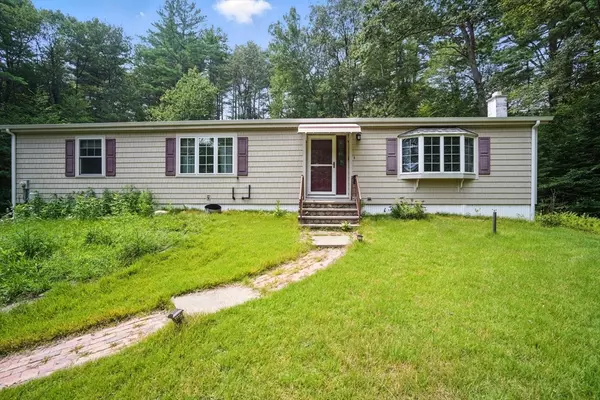 Pelham, MA 01007,58 Daniel Shays Hwy