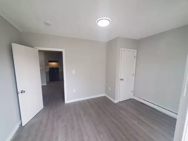Boston, MA 02126,760 Cummins Highway #32