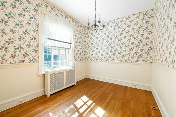 Newton, MA 02466,30 Cheswick Rd #SF