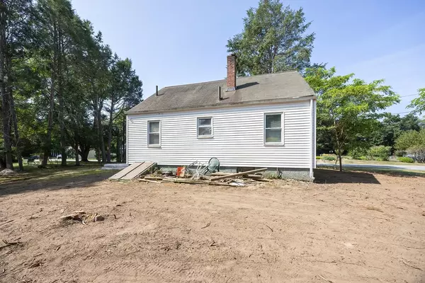 Wrentham, MA 02093,25 Geordan Ave