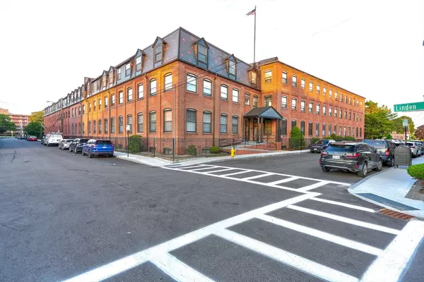 10 Weston Ave #324, Quincy, MA 02170