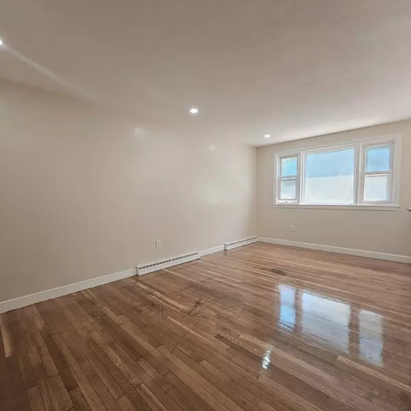 Boston, MA 02126,131 Itasca St #2