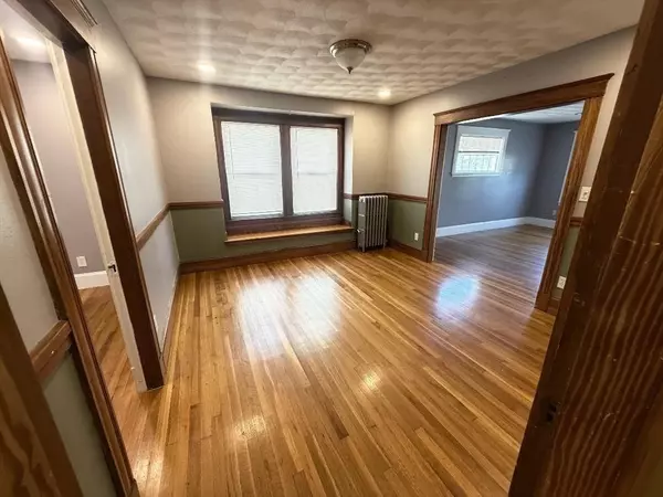 Quincy, MA 02170,399-401 Beale St #401