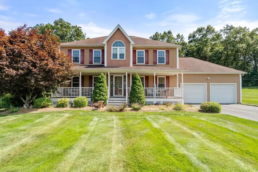 57 Eagle Dr, Dudley, MA 01571