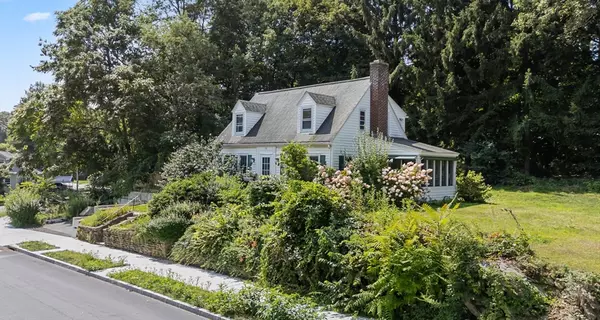 Worcester, MA 01605,10 Trinity Ave