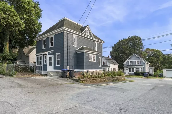 Methuen, MA 01844,83 Arnold St