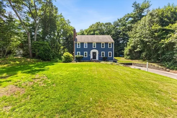 Pembroke, MA 02359,20 Acorn Lane