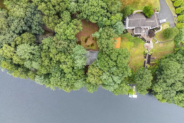 Wrentham, MA 02093,195 Elysium St