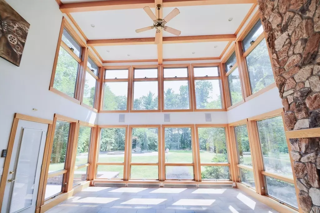 Westfield, MA 01085,120 Woodcliff Dr