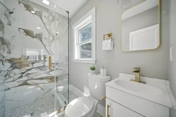 Hudson, MA 01749,104 Lincoln Street