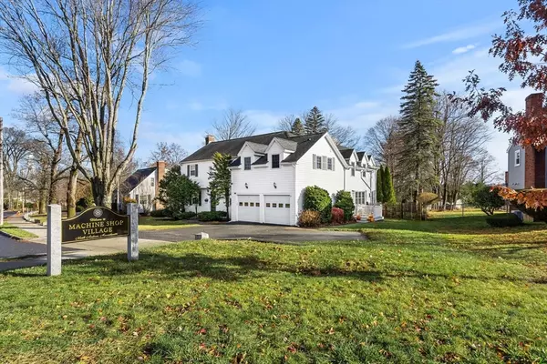 3 Elm St #3, North Andover, MA 01845