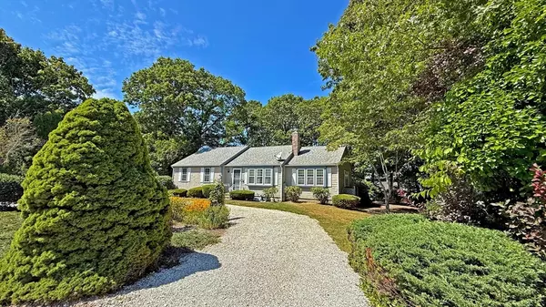 Falmouth, MA 02536,76 Braxton Rd