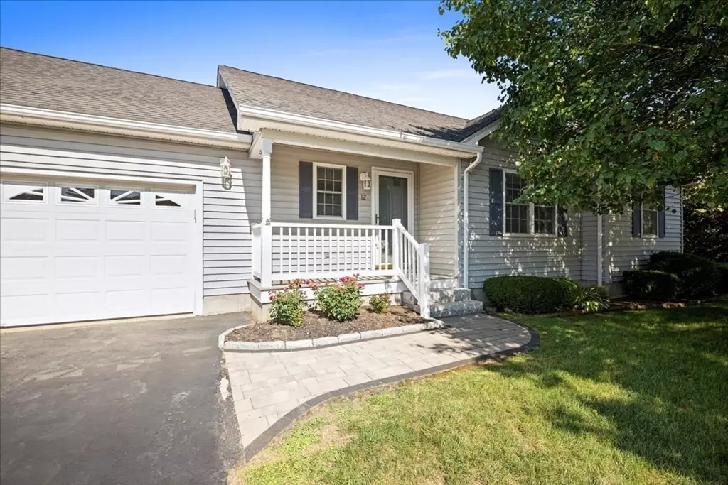 Northborough, MA 01532,12 Deacon St #29