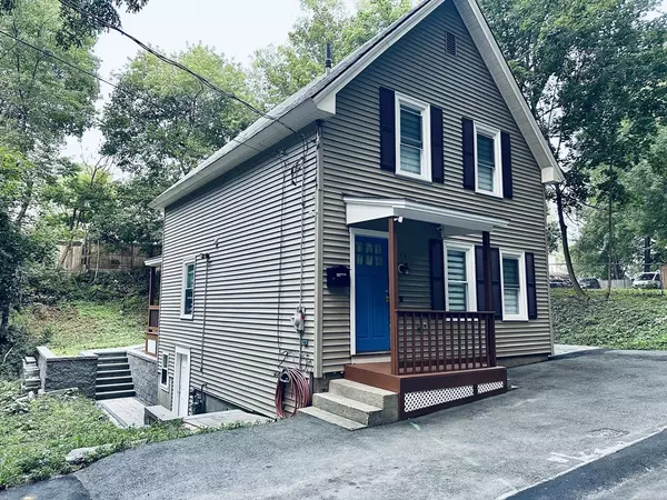 112 Hazel St, Fitchburg, MA 01420