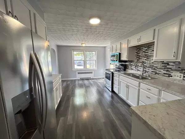 Springfield, MA 01118,96 Chesterfield Ave