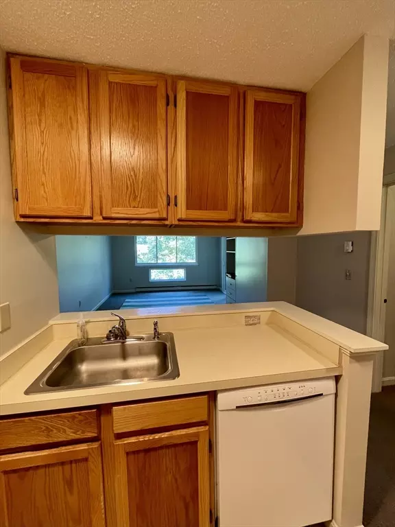 Brewster, MA 02631,61 Fletcher Ln #H