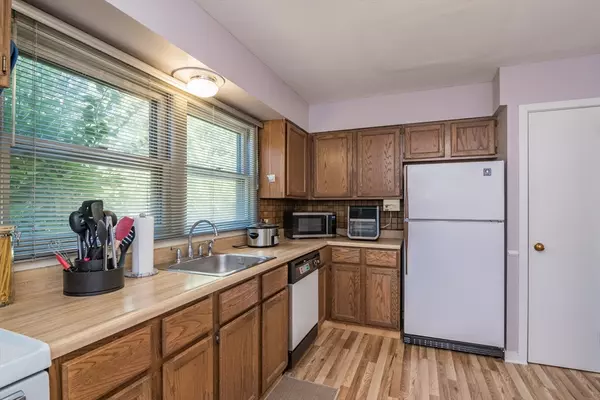 Chicopee, MA 01020,46 Honeysuckle Drive #46