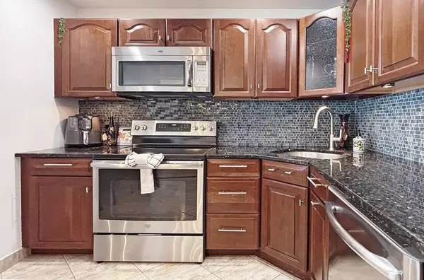 Revere, MA 02151,510 Revere Beach Blvd #1205