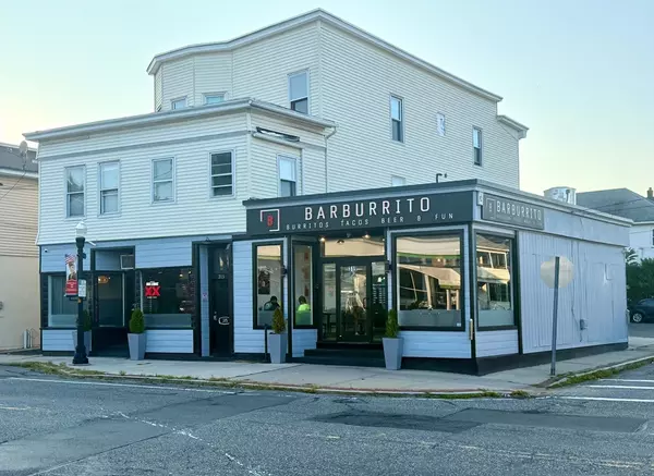 Ludlow, MA 01056,313-319 East St
