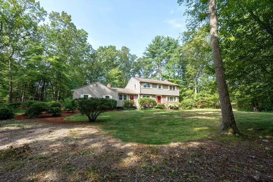 29 Kendall Rd, Sudbury, MA 01776