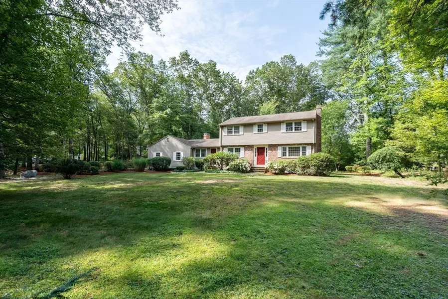 29 Kendall Rd, Sudbury, MA 01776