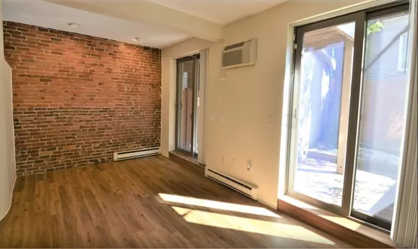 Boston, MA 02115,67 St. Germain #17-1