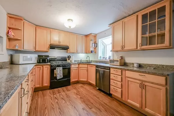 Plymouth, MA 02360,9 Lawrence Rd