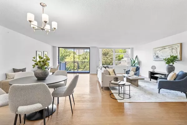 80 Park St #23, Brookline, MA 02446