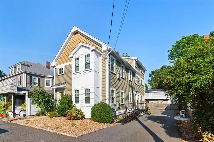 23 Locust St #2, Danvers, MA 01923