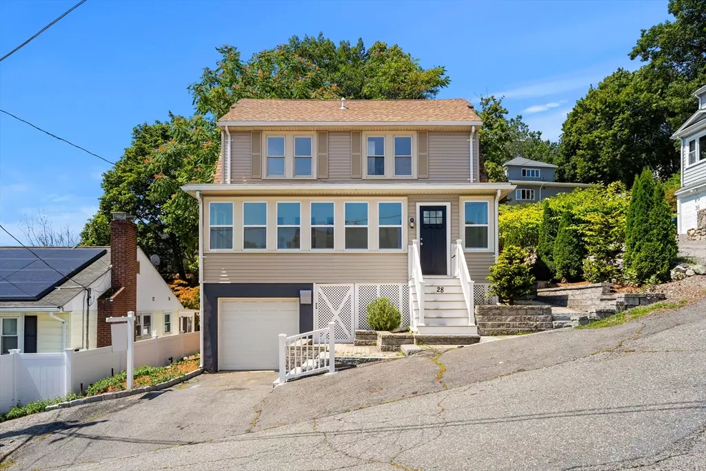 Medford, MA 02155,28 Raymond St