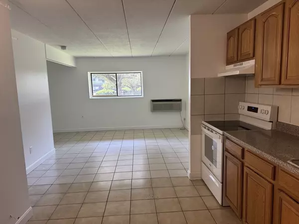Framingham, MA 01702,126 Beaver St #A3
