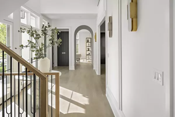 Newton, MA 02468,29 Montclair Rd