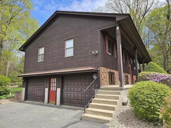 Ludlow, MA 01056,38 Meadowlark Circle