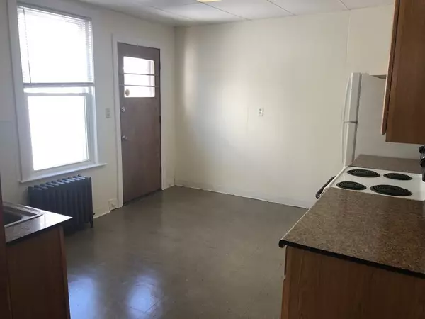 Medford, MA 02155,324 Boston Ave #2L